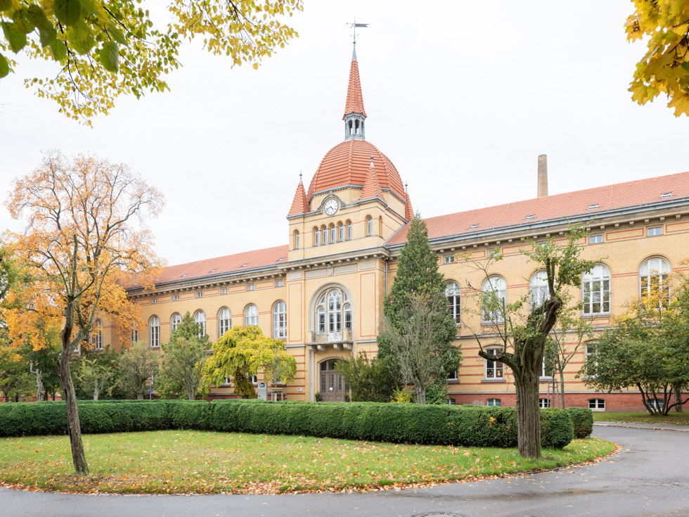 Ehem. Verwaltungsgebäude der Heil- und Pflegeanstalt für Epileptische in Wuhlgarten