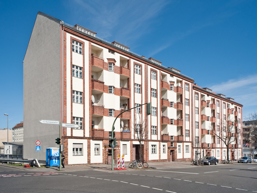 Wohnblock Knobelsdorffstraße