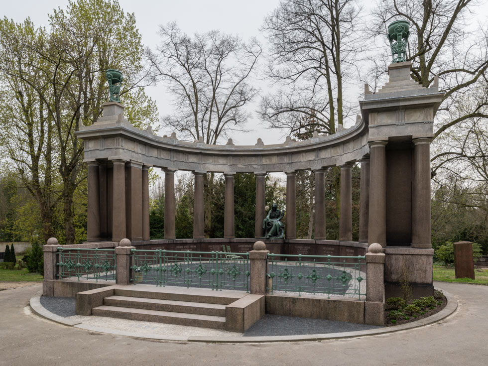 Freiluftkapelle auf dem Luisenstädtischen Friedhof
