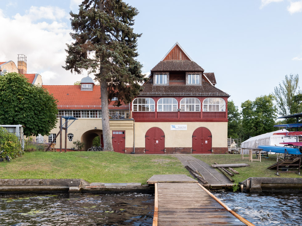 Bootshaus des Akademischen Rudervereins zu Berlin